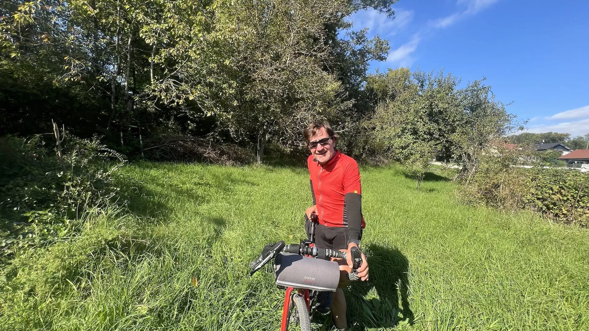 Yves Blanc, reporter for Le Cycle, on the P'tites Routes du Soleil Gravel!