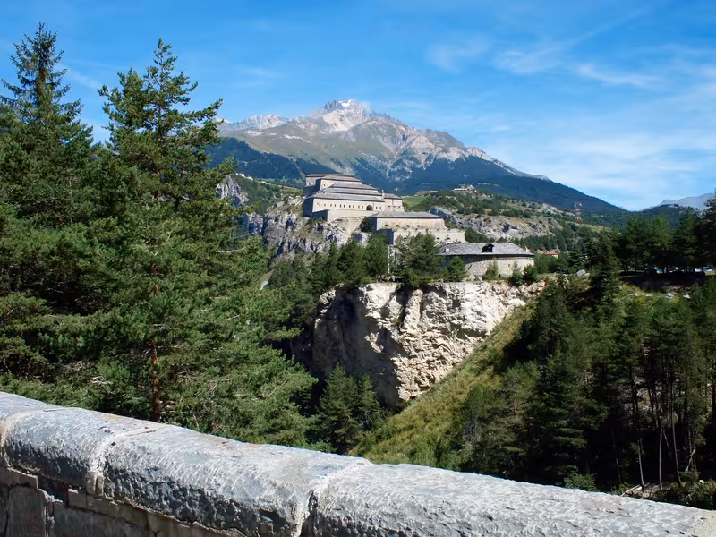 Esseillon barrier