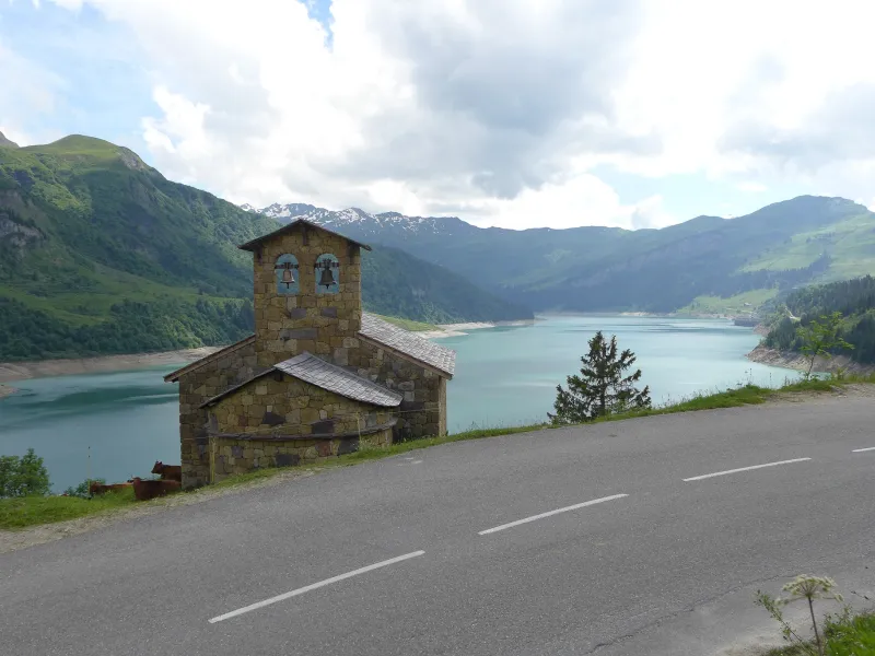 Chapelle and Lake Roselend