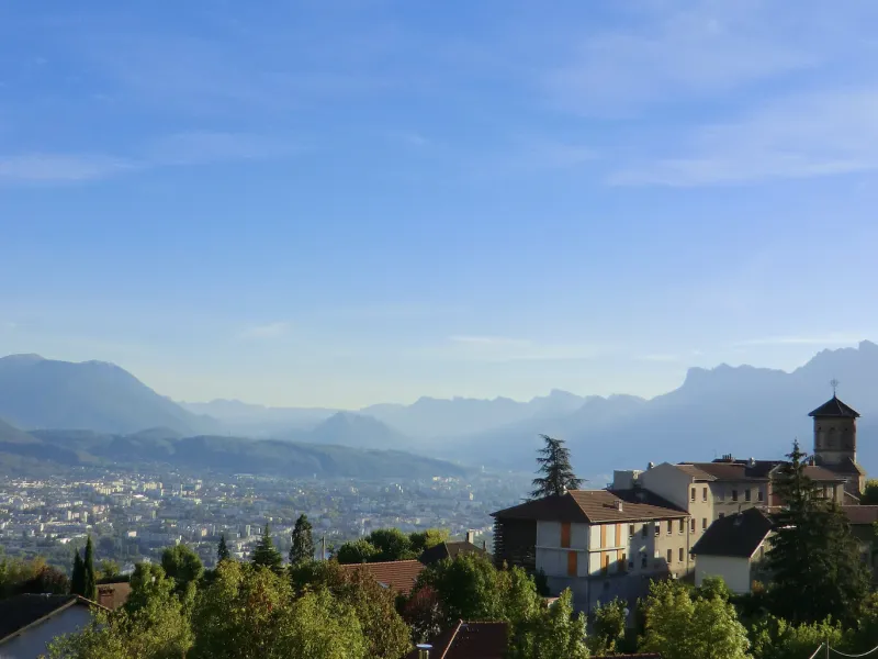 Corenc, sentinel above the Grenoble basin