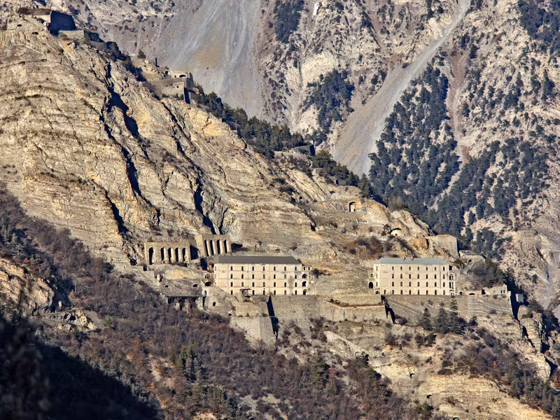 Tournoux Fort