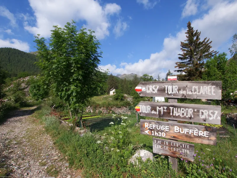 The Clarée Valley, crossroads of major Alpine itineraries