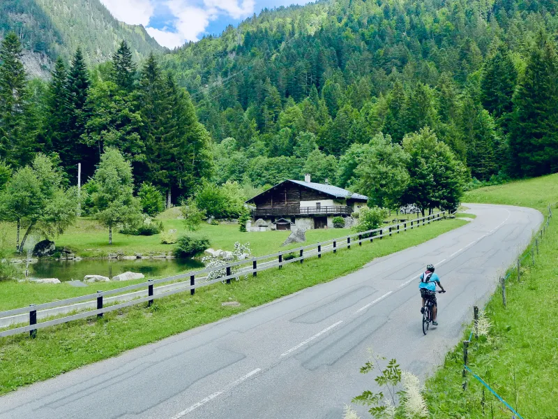 Ascent to Col du Meraillet then Cormet de Roselend