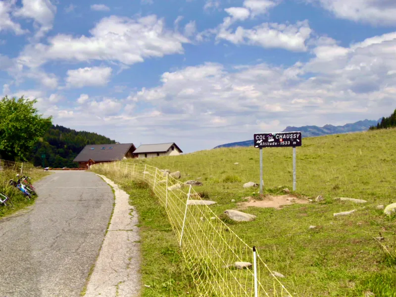 Passage to Col de Chaussy