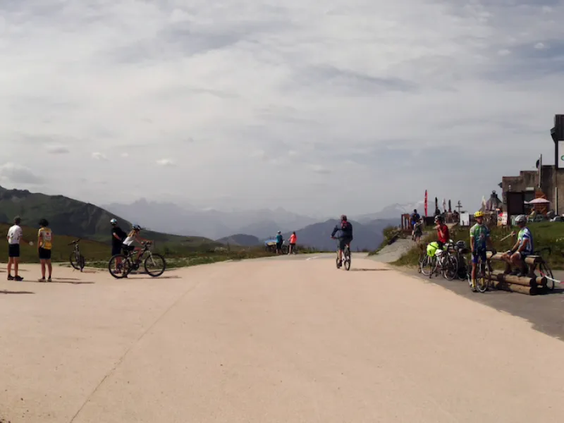 Passage to Col de la Madeleine