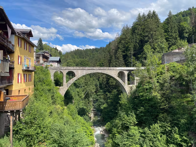 Bridge over the Arly at Flumet