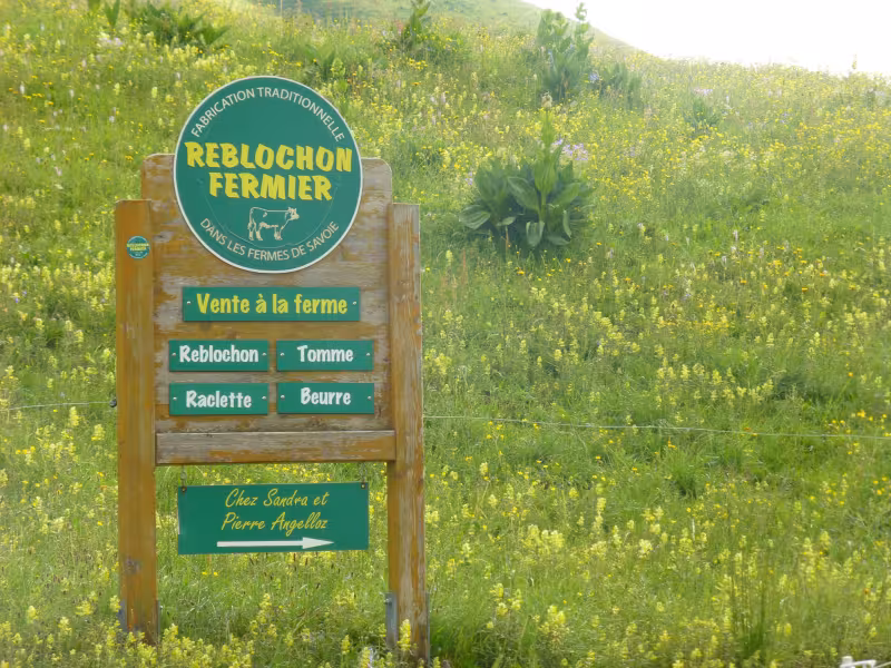 Reblochon embleme from Haute-Savoie