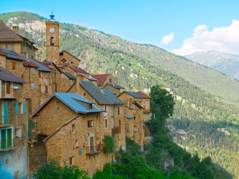 Roubion, perched above the Tinée valley