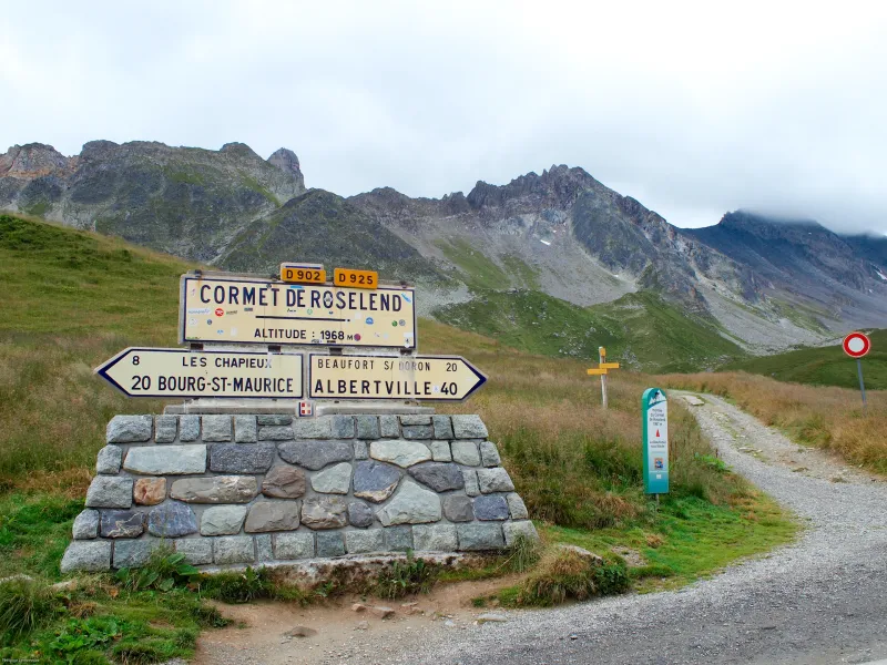 Cormet de Roselend summit