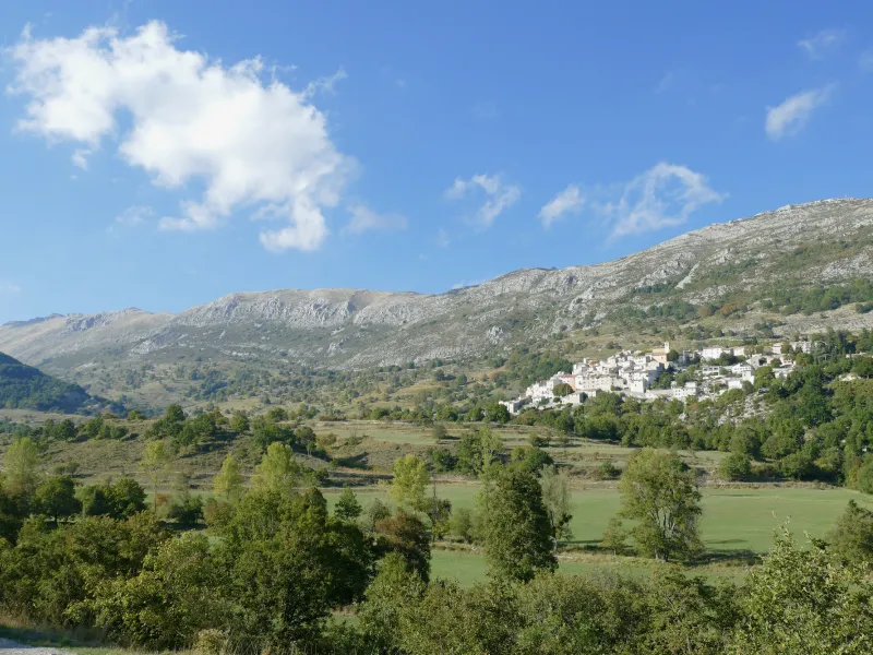 Village of Coursegoules on the southern slopes of Cheiron