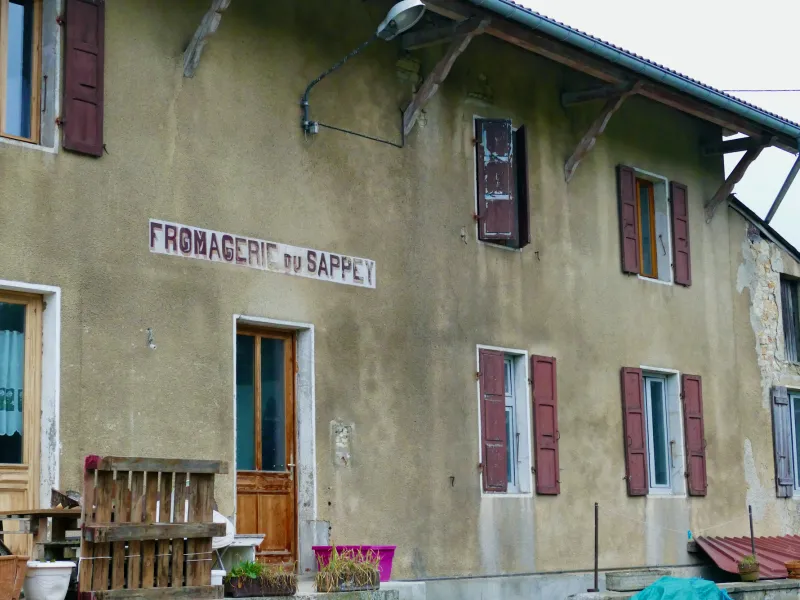 Former cheese dairy at the foot of the Salève