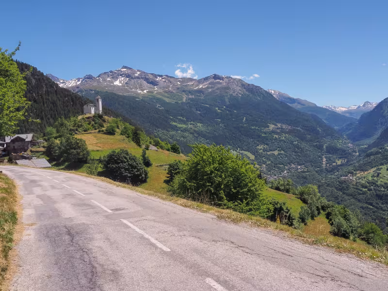 Hamlet on the northern slopes of the Tarentaise valley