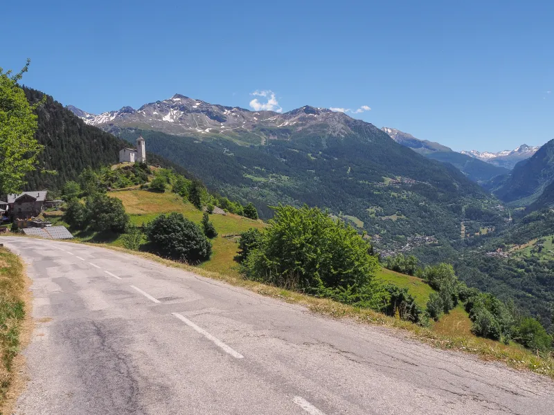 Hamlet on the northern slopes of the Tarentaise valley