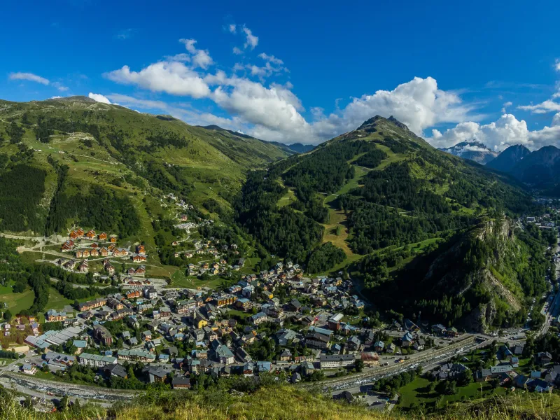 the resort-village of Valloire