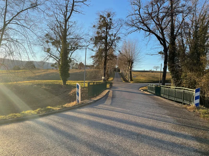 On the roads of the Albanais north of Rumilly