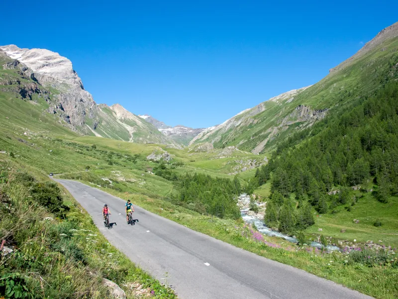 Pont Saint-Charles at the foot of the first hairpin bends of the Col de l'Iseran
