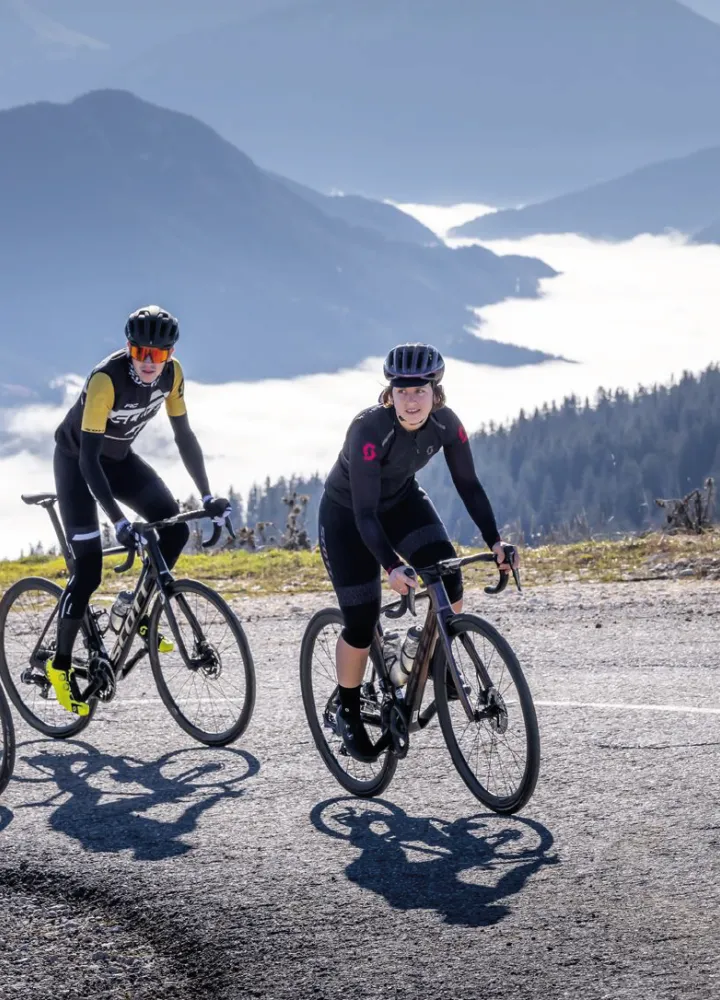 cyclo touring at semnoz