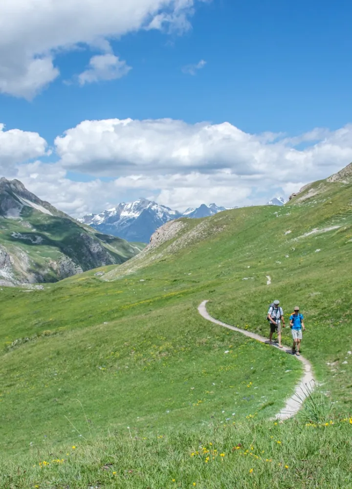 Wide open spaces on the Grande Traversée des Alpes on foot