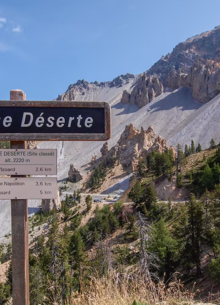 La Casse Déserte, an illustration of the work of erosion