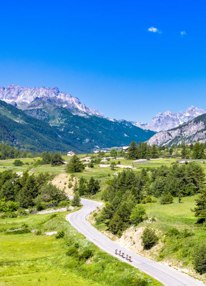 Ascent to Col de l'Echelle