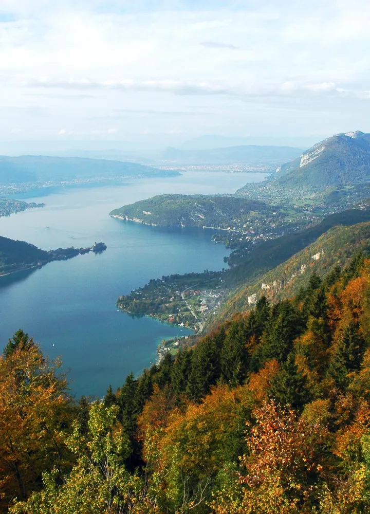 The crystal-clear waters of Lake Annecy