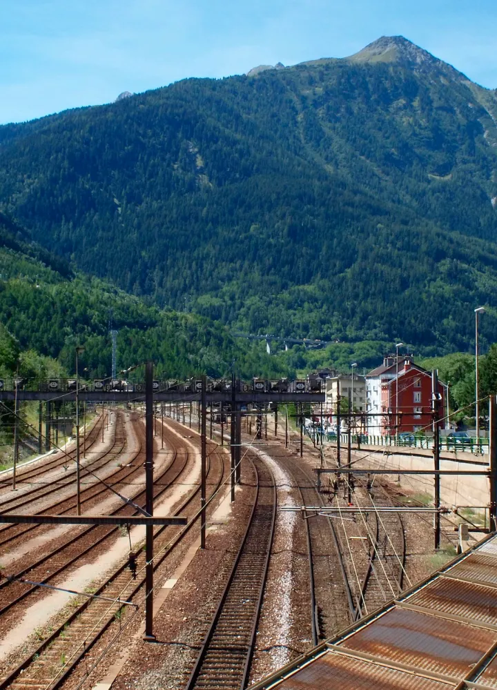 Coming by train to Routes des Grandes Alpes by bike