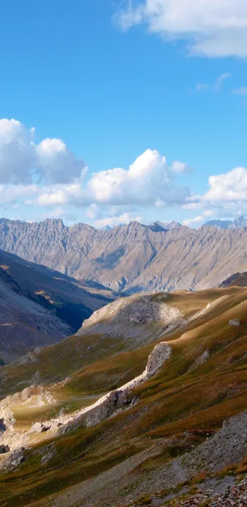 Lunar atmosphere at Col de la Bonette