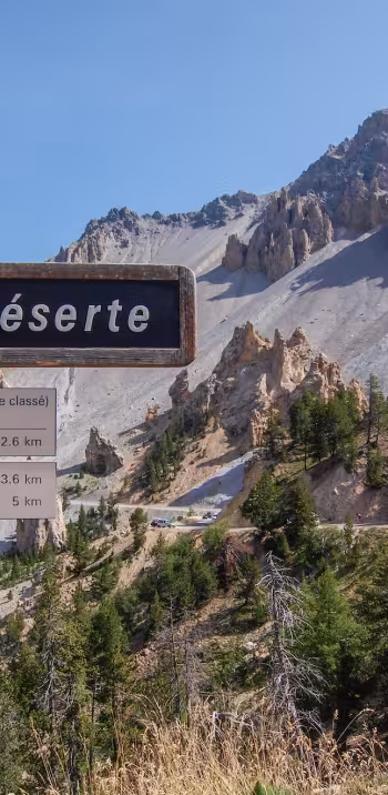La Casse Déserte, an illustration of the work of erosion