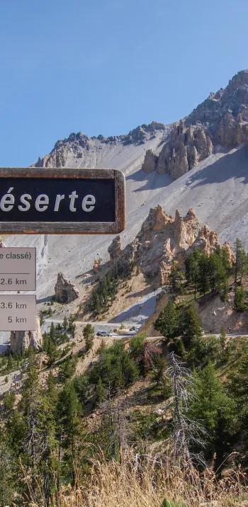 La Casse Déserte, an illustration of the work of erosion