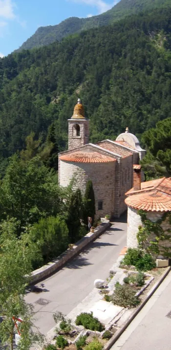 The village of Castillon