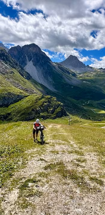 thomas2025-tignes.jpeg
