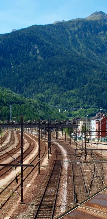 Coming by train to Routes des Grandes Alpes by bike