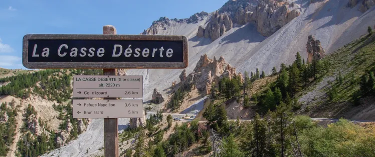 La Casse Déserte, an illustration of the work of erosion