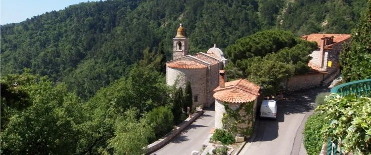 The village of Castillon