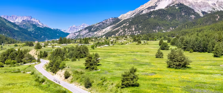 Ascent to Col de l'Echelle