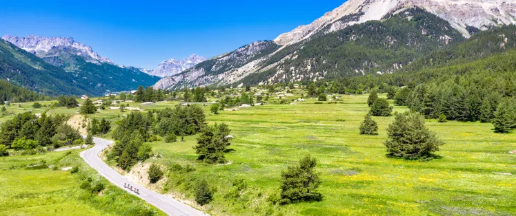 Ascent to Col de l'Echelle