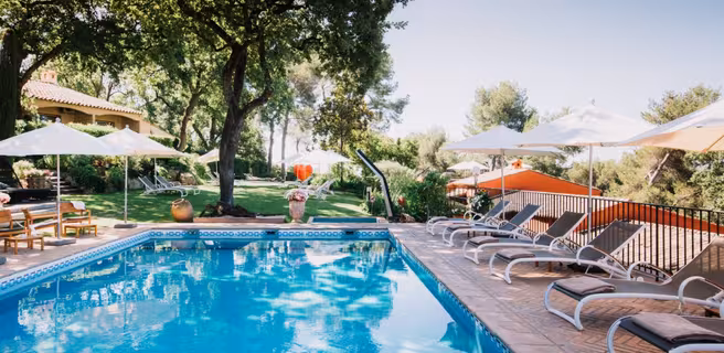 Hôtel Spa & Restaurant Cantemerle