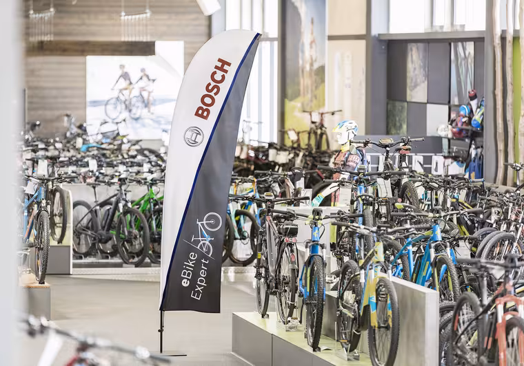 Rent a bike on the RGA