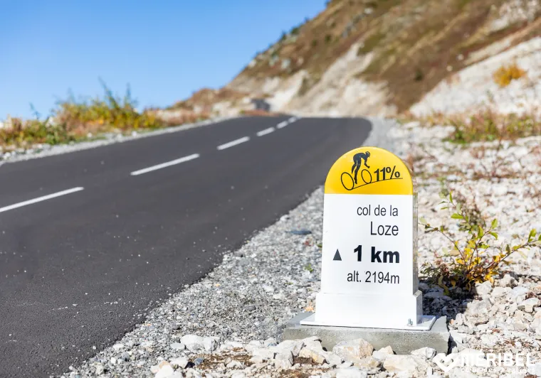 Col de la Loze milestone 1km