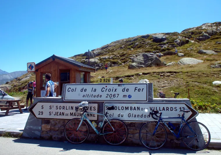 Summit of the Croix de Fer pass