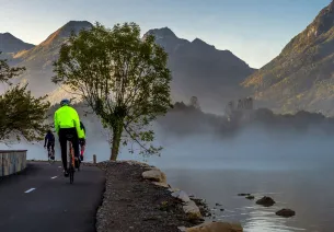 Cycling around Lake Annecy