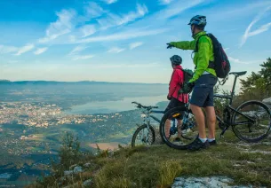 The Chemins du Soleil, by mountain bike or ATV