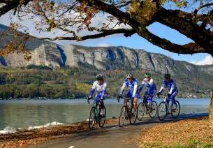Cycling around Lake Annecy Sources