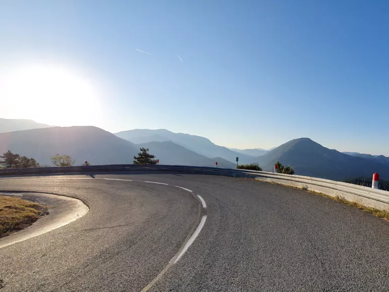 Sunrise descent to Castellane