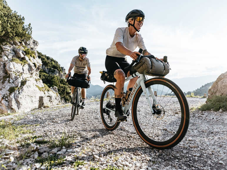 What's the right outfit for a Gravel bike?